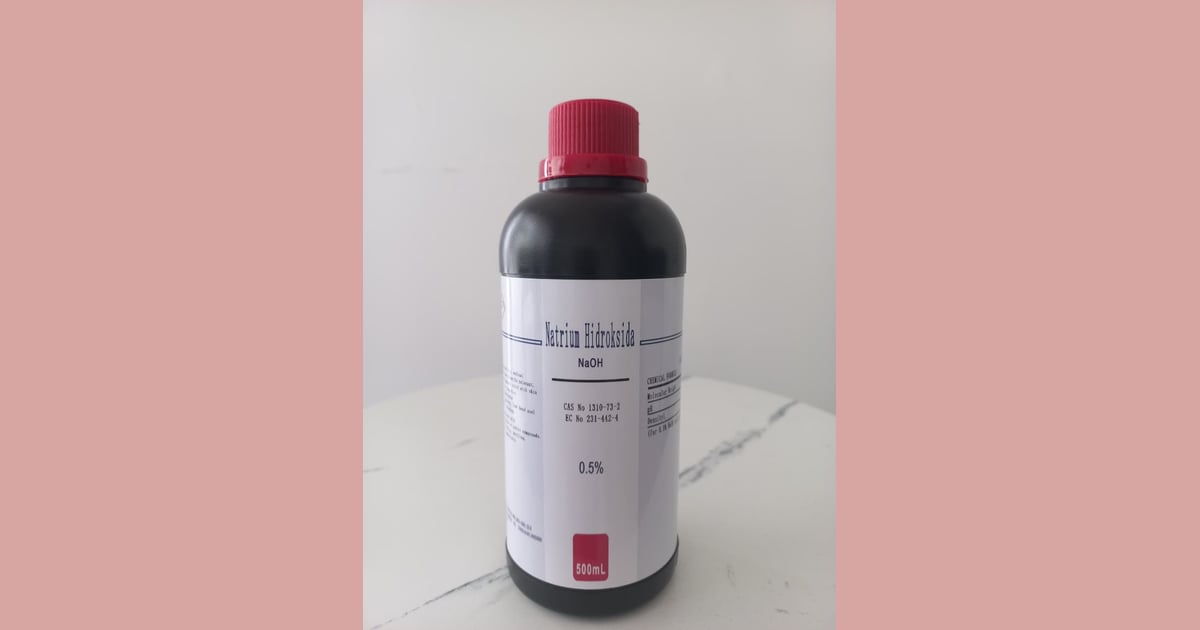 Senyawa Natrium Hidroksida - Natrium Hidroksida (NaOH)